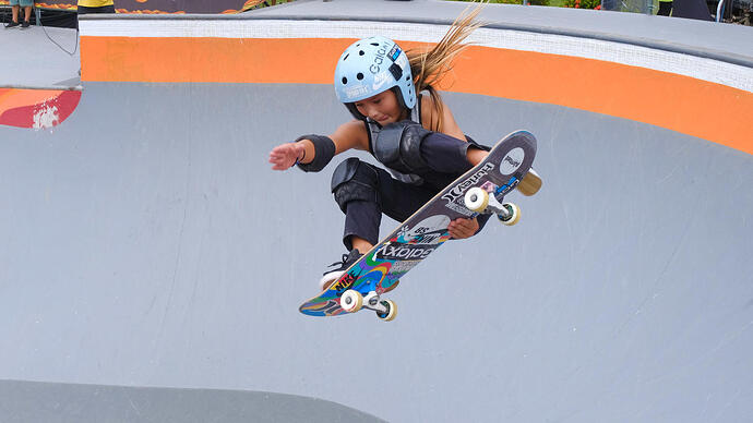 sky-brown-das-skateboard-wunderkind-ist-die-juengste-starterin-im-britischen-olympiateam-