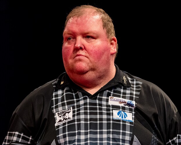 Daryl_Gurney_6-4_John_Henderson_-John_Henderson-2019250153646_2019-09-07_PDC_European_Darts_Matchplay-0608-_B70I6978