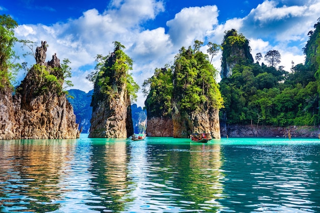 beautiful-mountains-ratchaprapha-dam-khao-sok-national-park-surat-thani-province-thailand_335224-834